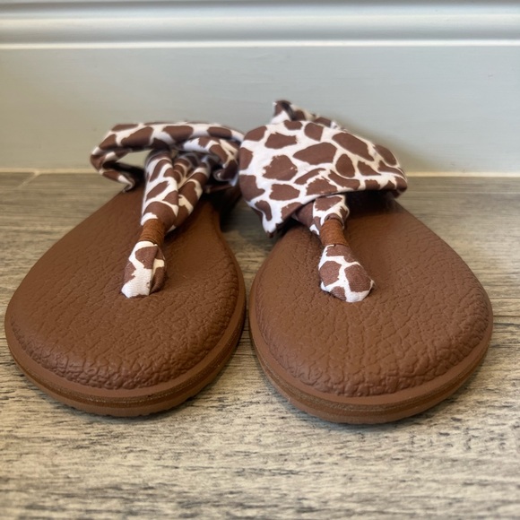 NWT Sanuk Yoga Sling 2 Womens Size 6 Giraffe Casual Comfort Thong Sandals NWT - Picture 6 of 7